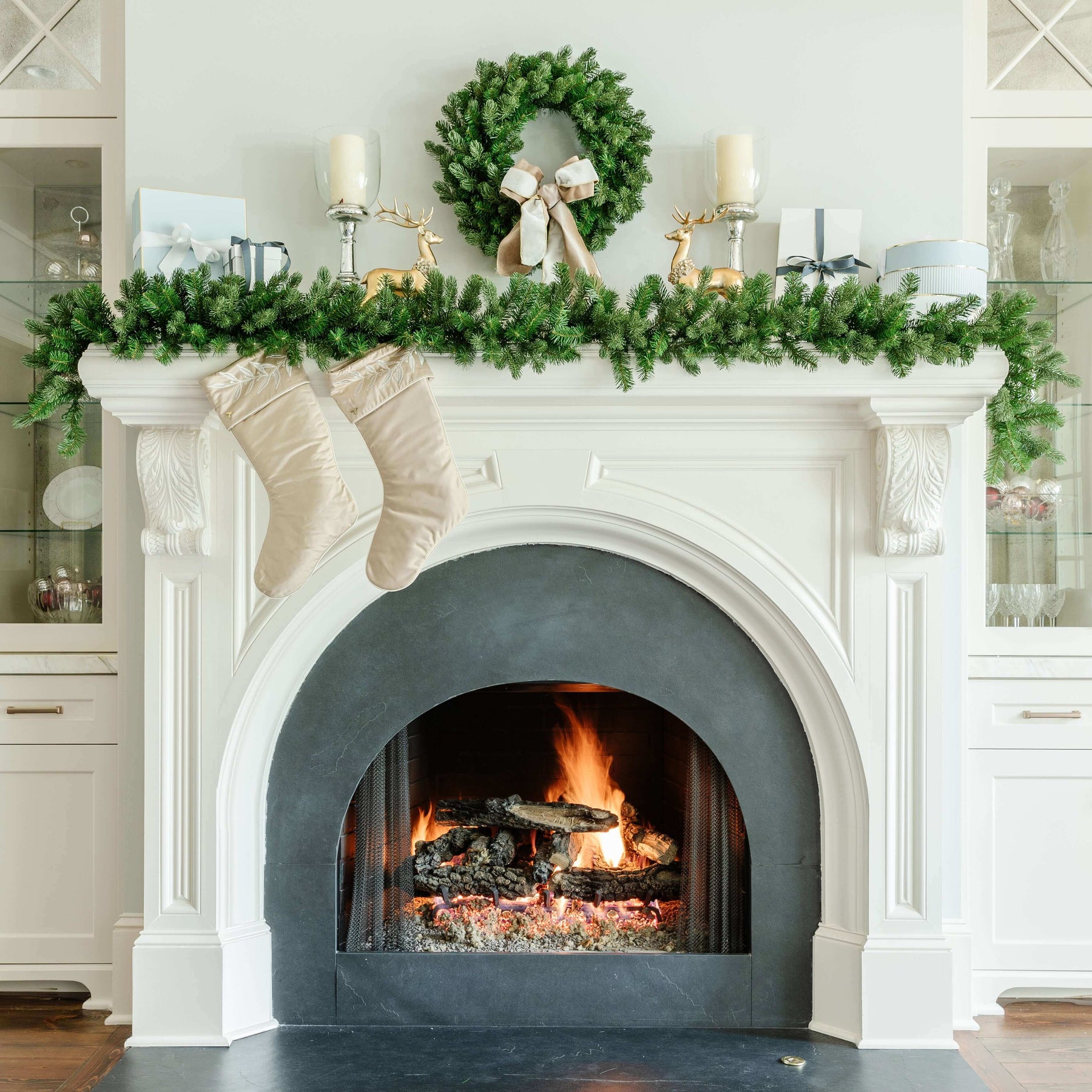 Guirlanda de abeto cipreste de 9' x 12" sem iluminação