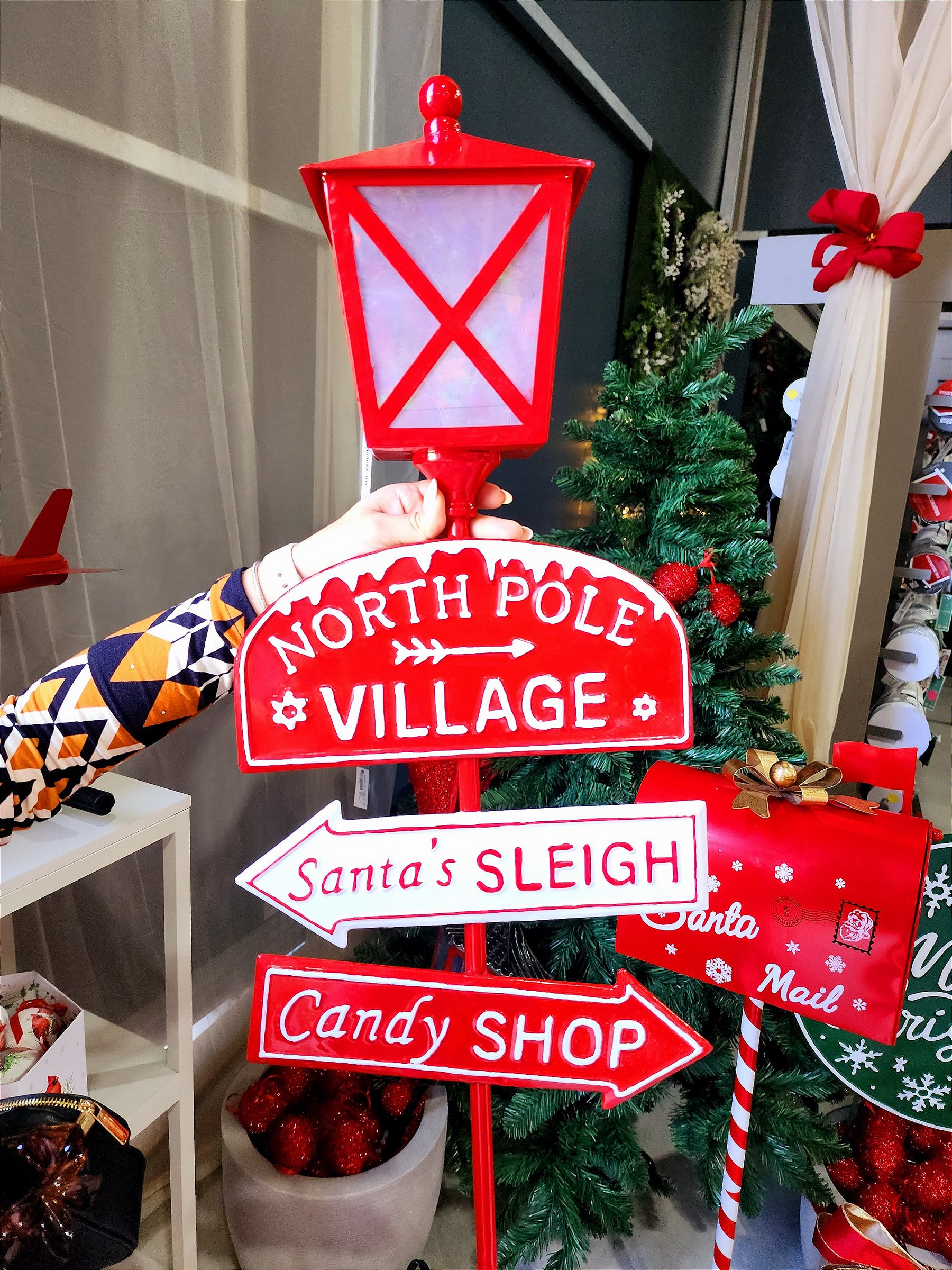 Placa com lanterna decorativa com led