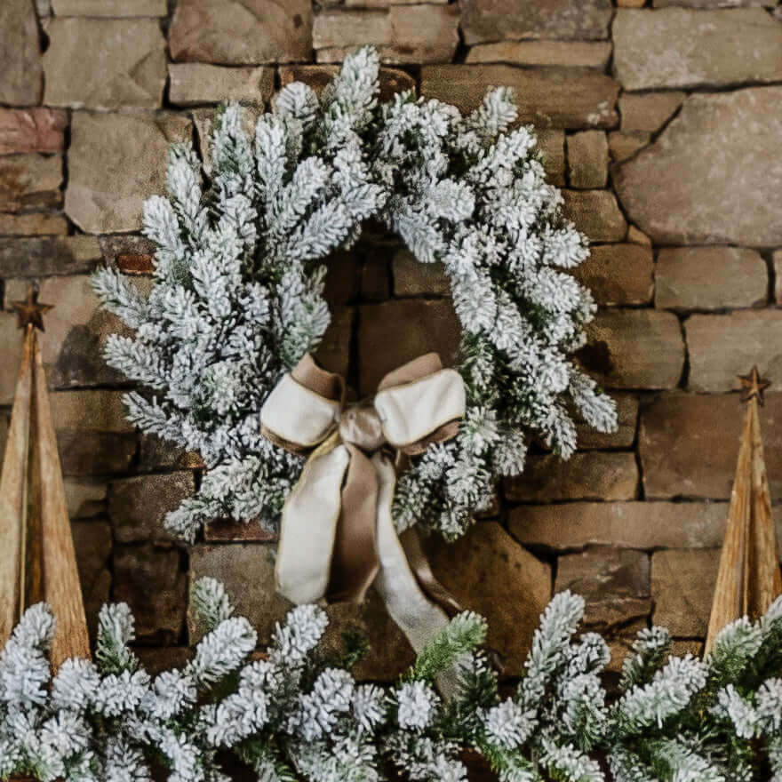 Guirlanda King Flock® de 36" com luzes LED brancas quentes (acionadas por tomada)