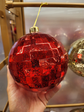 Bola decorada disco texturizada vermelha 15cm