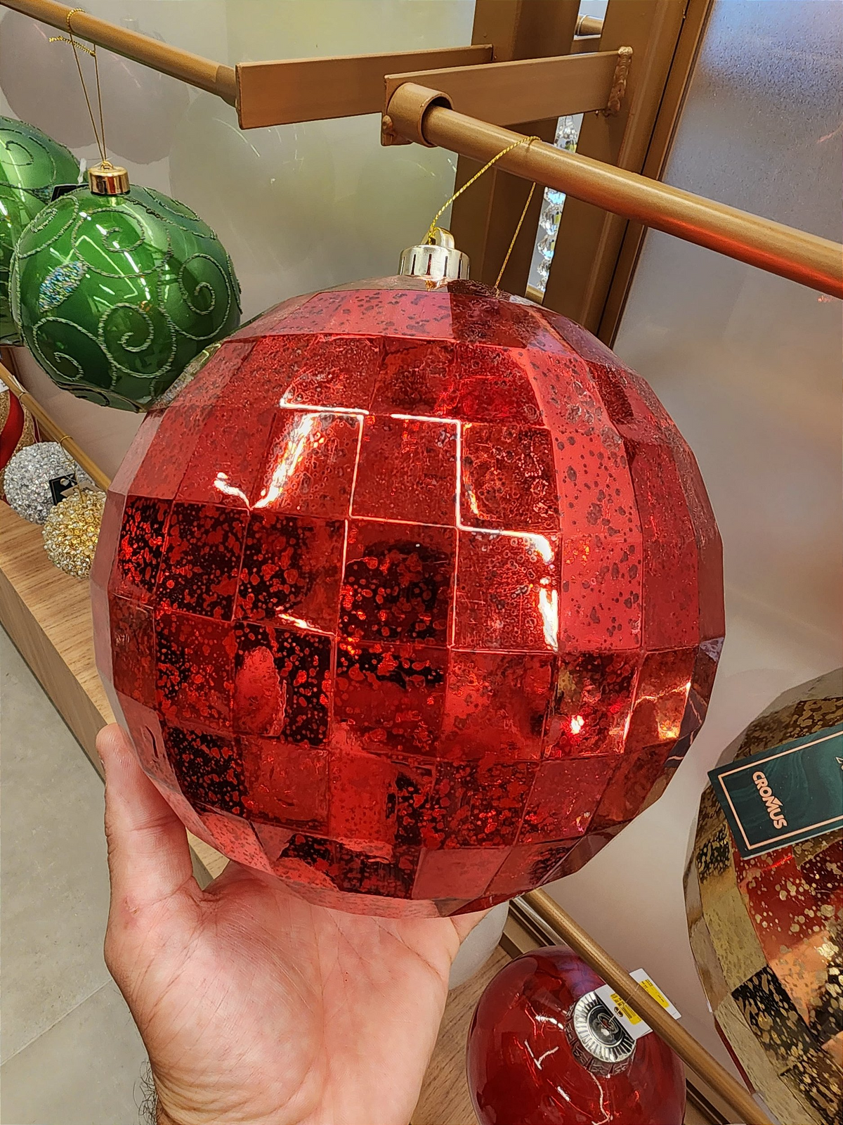 Bola decorada disco texturizada vermelha 20cm