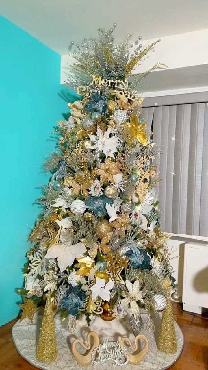 Árvore Blue Serenity Dourada & Branca Luxo 2,00m