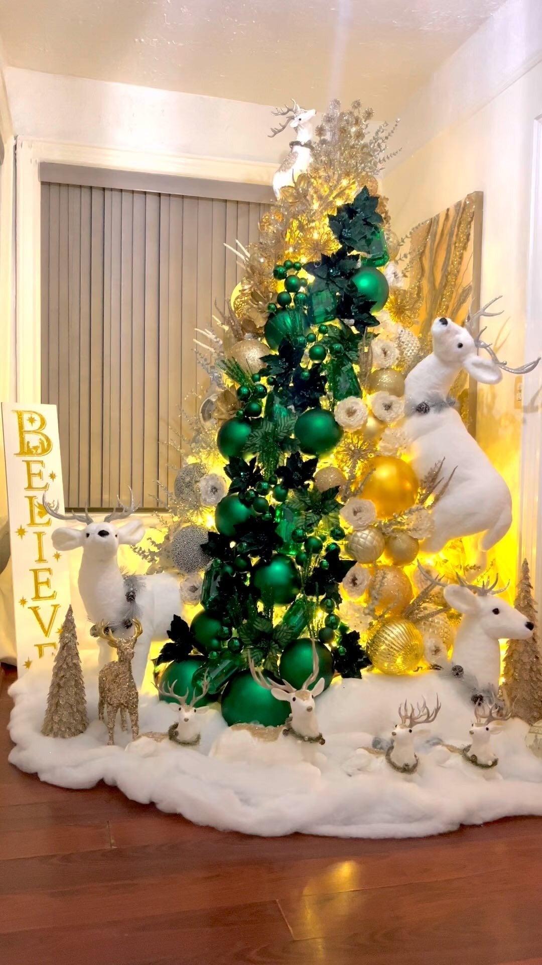 Árvore Believe Verde & Dourado Polar 2,00m